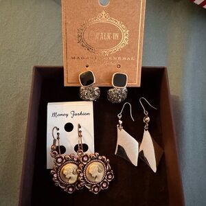 Fashion Earrings Set